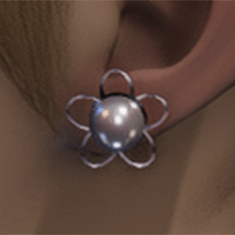Silver Pearl flower earrings