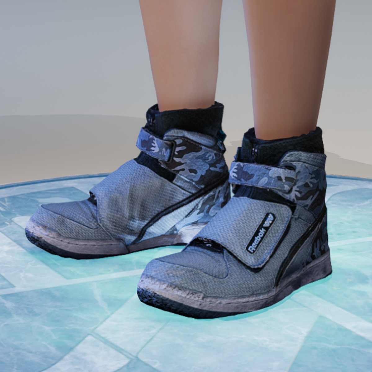 BugStomper Oversized Sneakers - Moondust