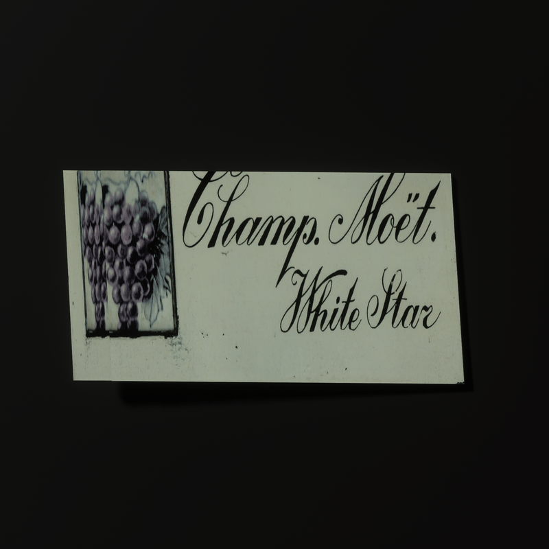 Wine Tag Champagne Moet White Star